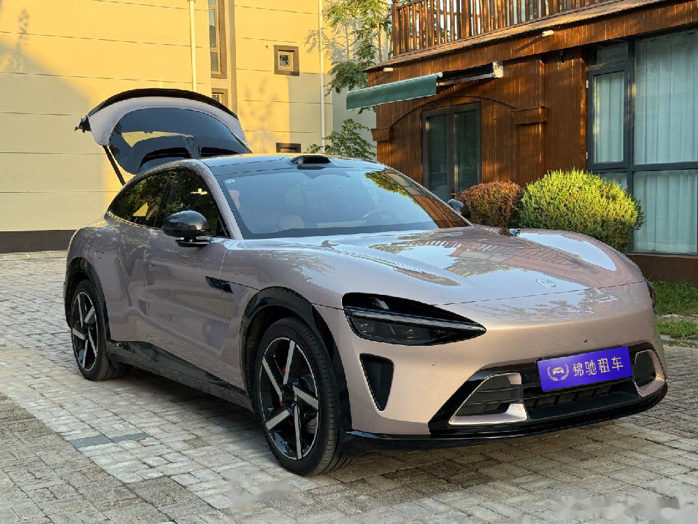 小米YU7